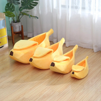 Soft Cozy Banana Shaped Bed for Pets