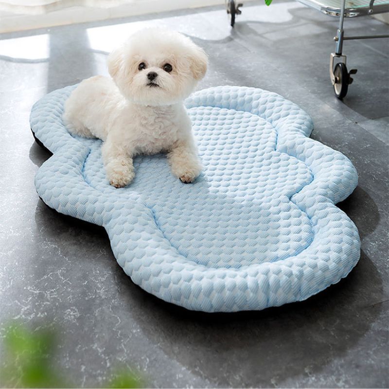 3D Cooling Cloud-shaped Pet Mat